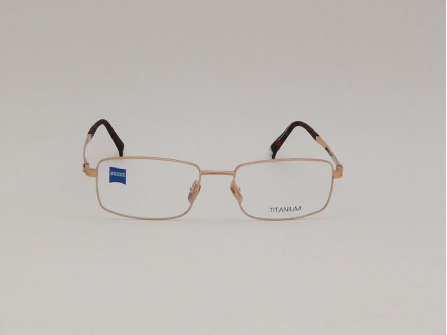 occhiale da vista Zeiss ZS 40004 col.F010 eyewear  on otticascauzillo.com :: follow us on fb https://goo.gl/fFcr3a ::	