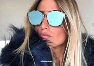 Sunglasses DIOR ABSTRACT A4EA4 heavenly acetate color beige and black havana. flat lenses in contrasting light blue mirrored. Suitable both for her and for him, this eyewear is synonymous with perfection and aesthetic care. Buy online Dior Abstract discounted price.
