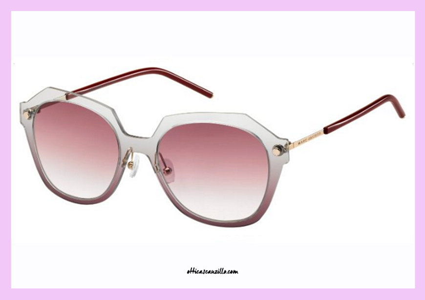 Sunglasses Marc Jacobs 28 / S col. TWCFW the new sunglasses collection Marc Jacobs. Accessory celluloid thin and light faded burgundy transparent. A complete, burgundy gradient lenses and silver accents on the temples. Sunglasses Marc Jacobs with modern lines and feminine, even for the most demanding outfits. Buy online this eyewear model sunglasses Marc Jacobs 28S.