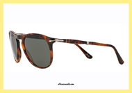 Leonardo DiCaprio sunglasses Persol PO 9714S col.108 / 58 Vintage Celebration collection. Persol sunglasses flyer frame celluloid '' havana colored in green coffee with full-polarized lenses. Let yourself be conquered by the charm of a timeless accessory with a unique style. Purchase this sunglasses Persol 9714, the shipping is free in Italy.