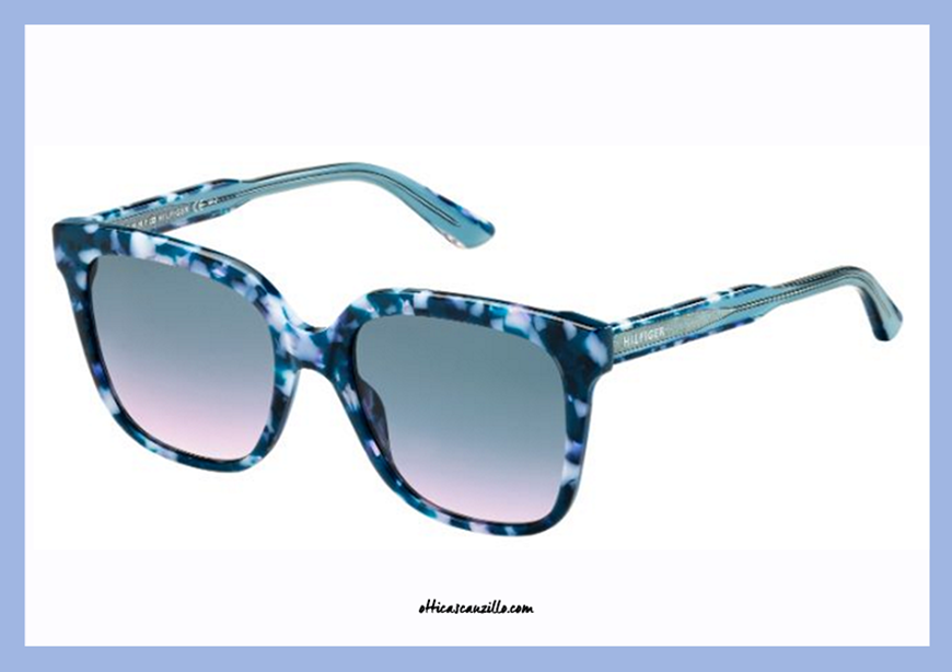 Sunglasses Tommy Hilfiger TH 1386S col. QQFIP in havana blue and purple. Female oversized glasses with lenses and frame in blue and purple that give character to a modern contemporary style already. Do not miss this sunglasses Tommy Hilfiger 1386, buy online now.