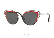 Sunglasses Valentino VA2015 col. 300587. Valentino sunglasses with gunmetal frame and smoke lenses with red contour. The great attention to detail can be seen on the havana celluloid rod ends with applied studs. Shock them all, buy now your new sunglasses Valentino VA2015 gunmetal.