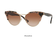 Sunglasses Valentino VA4026 col. 503513 on otticascauzillo.com 