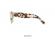 Sunglasses Valentino VA4027 col. 506487. Vintage style and elaborate shapes make this Valentino sunglasses a truly unique piece. The interwoven motifs stand out on the front made of gold metal and ivory celluloid, combined with ivory havana temples and light gray lenses. Choose to dare, buy now your new sunglasses Valentino VA4026 col. 506487.