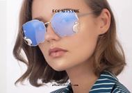 shop online Oyster sunglasses For Art's Sake SEASHELL col.GH4 light blue otticascauzillo.com occhiali da sole a conchiglia con perla