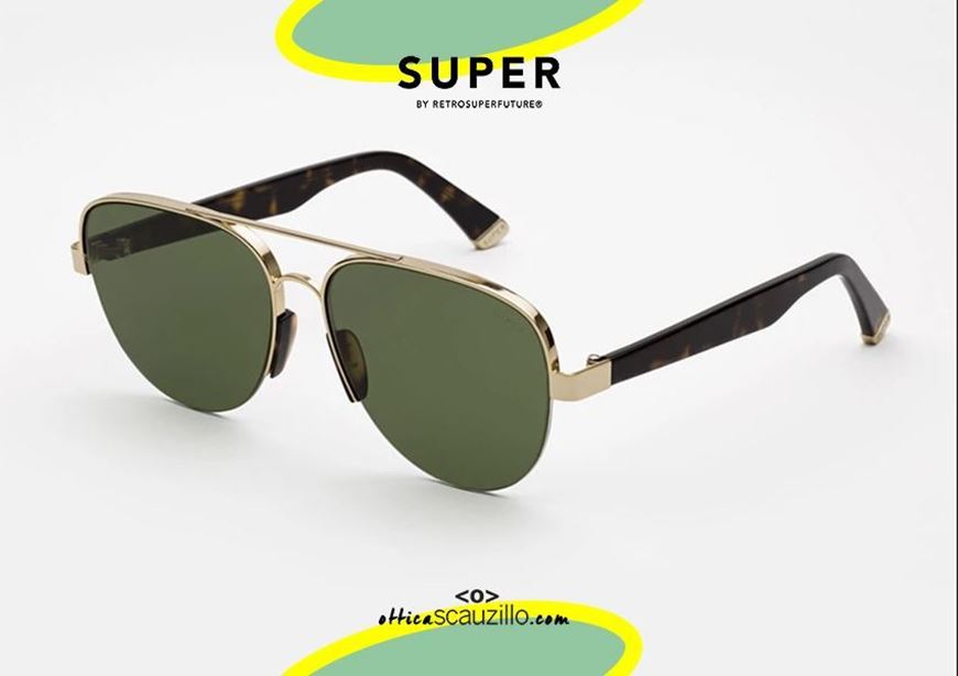 shop online New drop-shaped aviator sunglasses RETRO SUPER FUTURE AIR col. gold on otticascauzillo.com acquisto online occhiale da sole a goccia Super AIR con lenti verdi