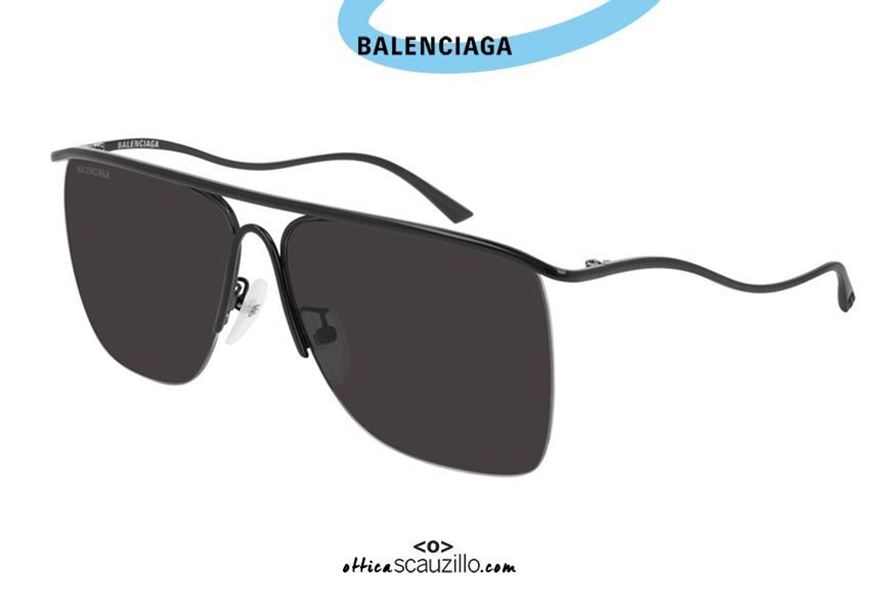shop online New oversized metal sunglasses Balenciaga BB0092S col. 001 black on otticascauzillo.com acquisto online nuovo occhiale da sole oversize in metallo Balenciaga BB0092S col.001 nero con asta curva
