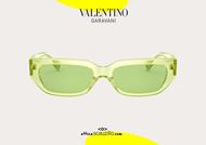shop online New fluorescent green rectangular sunglasses Valentino VA4080 col. 5165 otticascauzillo.com acquisto online Nuovo occhiale da sole rettangolare verde fluo Valentino VA4080 col. 5165/2