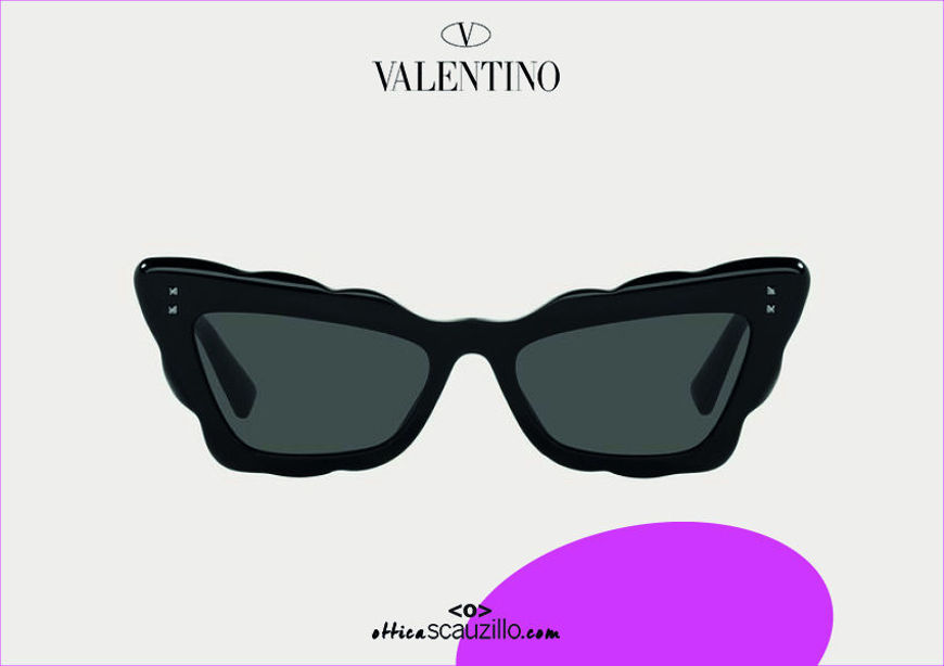Acquista online su otticascauzillo.com il tuo nuovo occhiale da sole cat - eye in acetato Valentino VA 4092 col. 019 nero