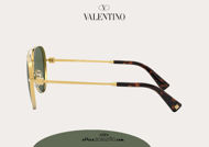 Acquista online su otticascauzillo.com il tuo nuovo occhiale da sole aviator in metallo con STUD Valentino VA 2034 col. 266 dark gold