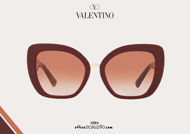 Acquista online su otticascauzillo.com il tuo nuovo occhiale da sole cat - eye in acetato Valentino VA 4057A col. GLB bordeaux