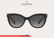 Acquista online su otticascauzillo.com il tuo nuovo occhiale da sole cat - eye in acetato con STUD Valentino VA 4049A col. 018 nero