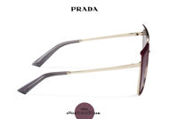 Acquista online su otticascauzillo.com il tuo nuovo occhiale da sole squadrato metallo oversize PRADA SPR 58W col. granato