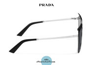 Acquista online su otticascauzillo.com il tuo nuovo occhiale da sole squadrato metallo oversize PRADA SPR 58W col. nero