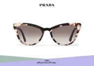 Acquista online su otticascauzillo.com il tuo nuovo occhiale da sole cat eye oversize acetato PRADA SPR 01V