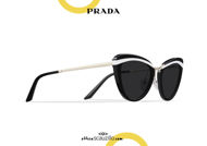 Acquista online su otticascauzillo.com il tuo nuovo occhiale da sole cat eye oversize acetato PRADA SPR 25X col. nero + bianco