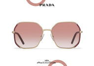 Acquista online su otticascauzillo.com il tuo nuovo occhiale da sole squadrato metallo oversize PRADA SPR 52W col. mosto + oro