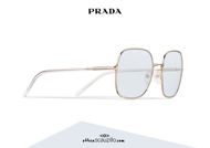 Acquista online su otticascauzillo.com il tuo nuovo occhiale da sole squadrato metallo PRADA SPR 67X col. oro pallido