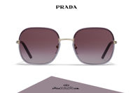 Acquista online su otticascauzillo.com il tuo nuovo occhiale da sole squadrato metallo PRADA SPR 67X col. prugna + glicine