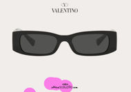 shop online new Narrow rectangular sunglasses with maxi stud Valentino VA4105 col. 5001 black on otticascauzillo.com acquisto online nuovo  Occhiale da sole rettangolare stretto con maxi borchia Valentino VA4105 col. 5001 nero