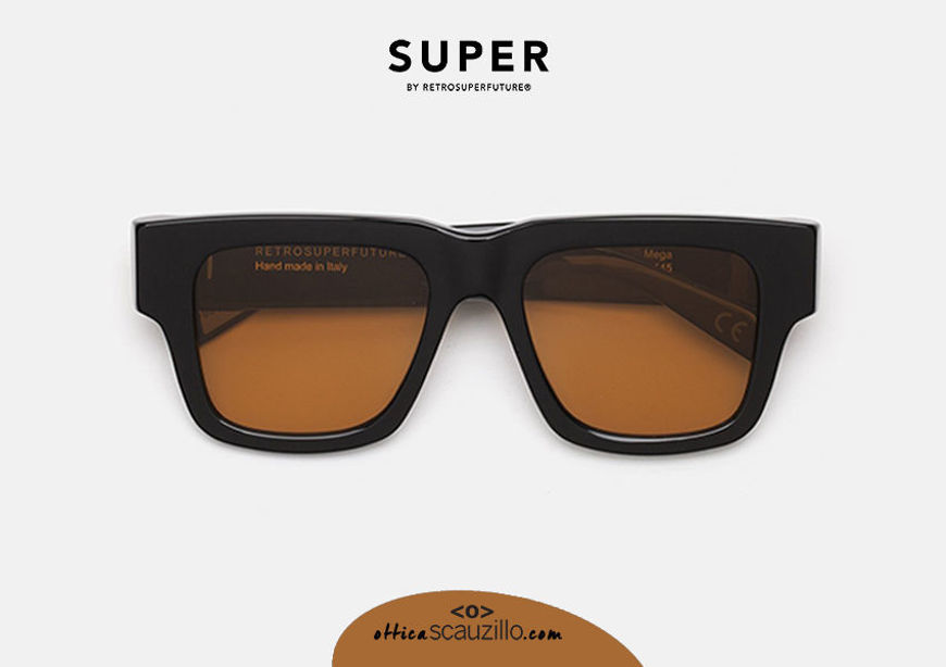 Acquista online su otticascauzillo.com il tuo nuovo occhiale da sole squadrato RETRO SUPER FUTURE MEGA refined