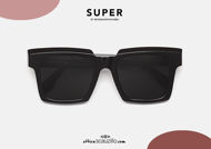 Acquista online su otticascauzillo.com il tuo nuovo occhiale da sole squadrato RETRO SUPER FUTURE PALAZZO nero
