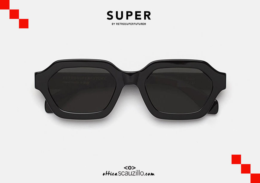 Acquista online su otticascauzillo.com il tuo nuovo occhiale da sole rettangolare stretto RETRO SUPER FUTURE POOCH nero