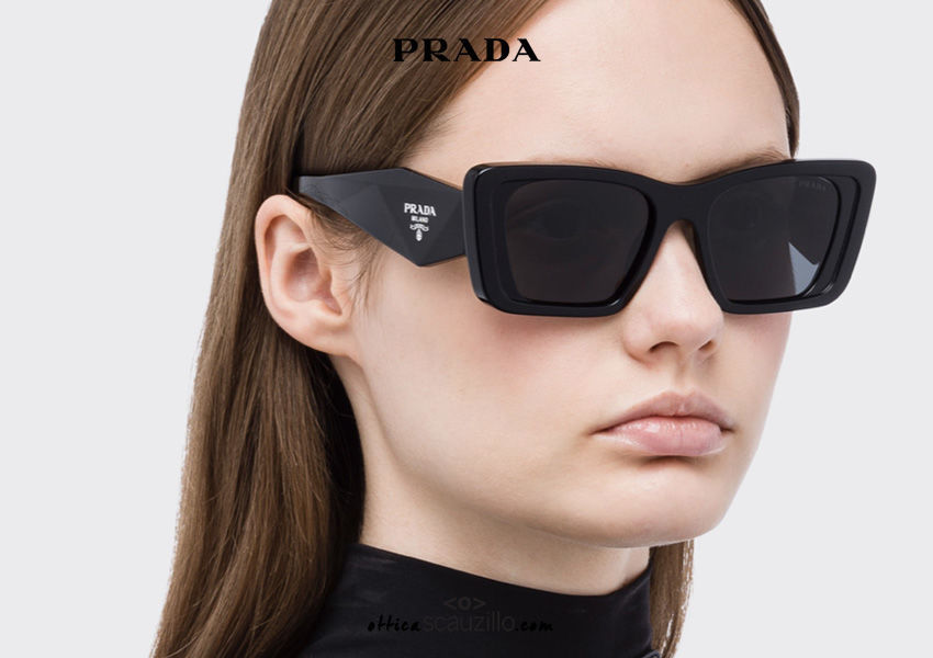 Oversized rectangular sunglasses PRADA SPR 08YS col. black | Occhiali ...