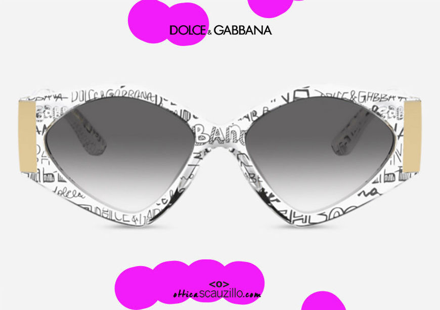 shop online nw Oversized geometric sunglasses DG4396 col. 33148G transparent graffiti otticascauzillo.com acquisto online nuovo  Occhiale da sole geometrico oversize DG4396 col. 33148G graffiti trasparente