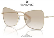 shop online new Swarovski SK 7008 oversized metal sunglasses col. gold on otticascauzillo.com acquisto online nuovo Occhiale da sole in metallo oversize Swarovski SK 7008 col. oro
